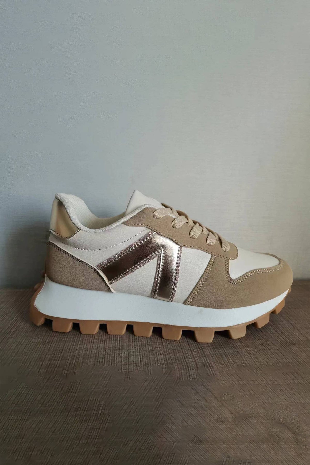 The Sutton Sneaker
