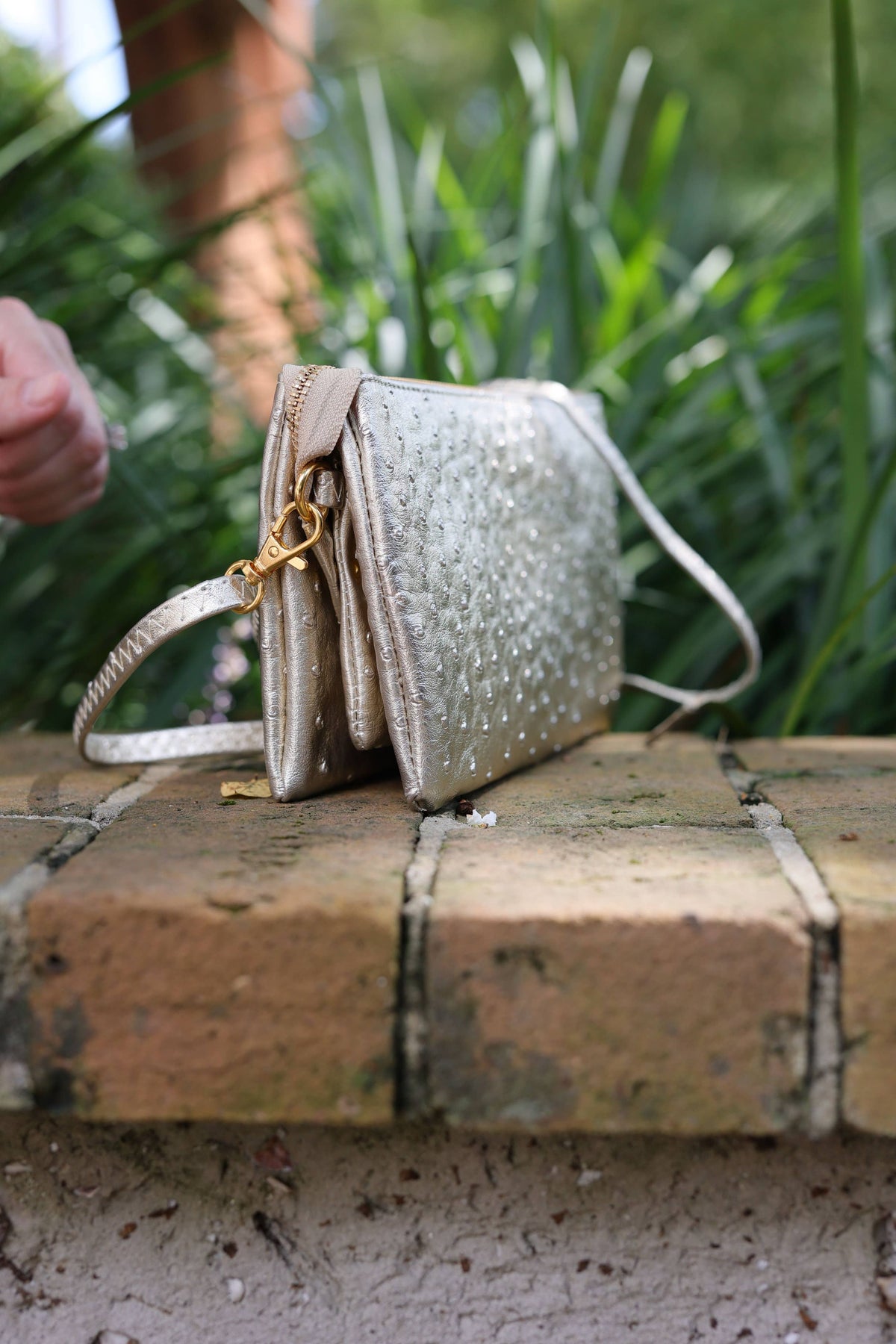Caroline Hill - Liz Crossbody Gold
