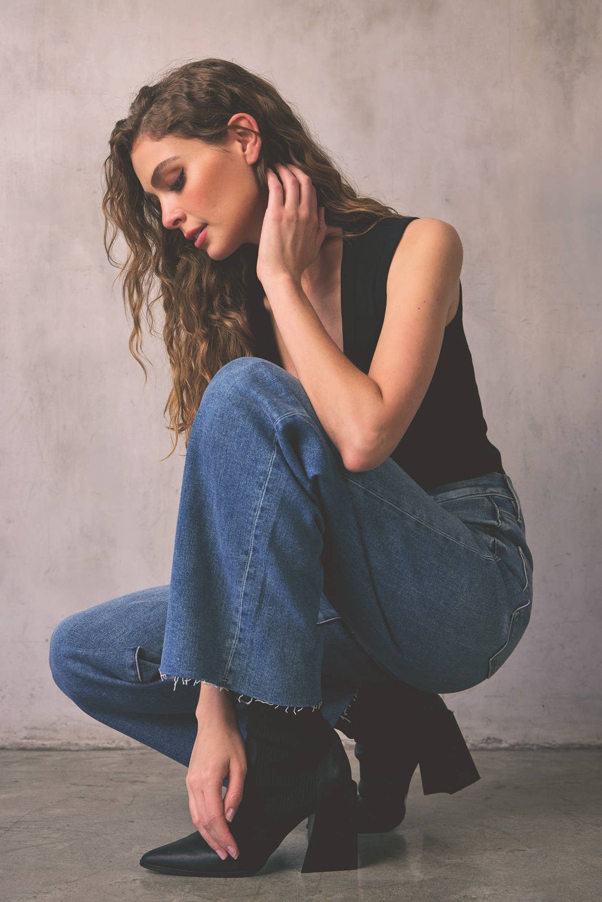 Logan Clean Hem Dad Jeans