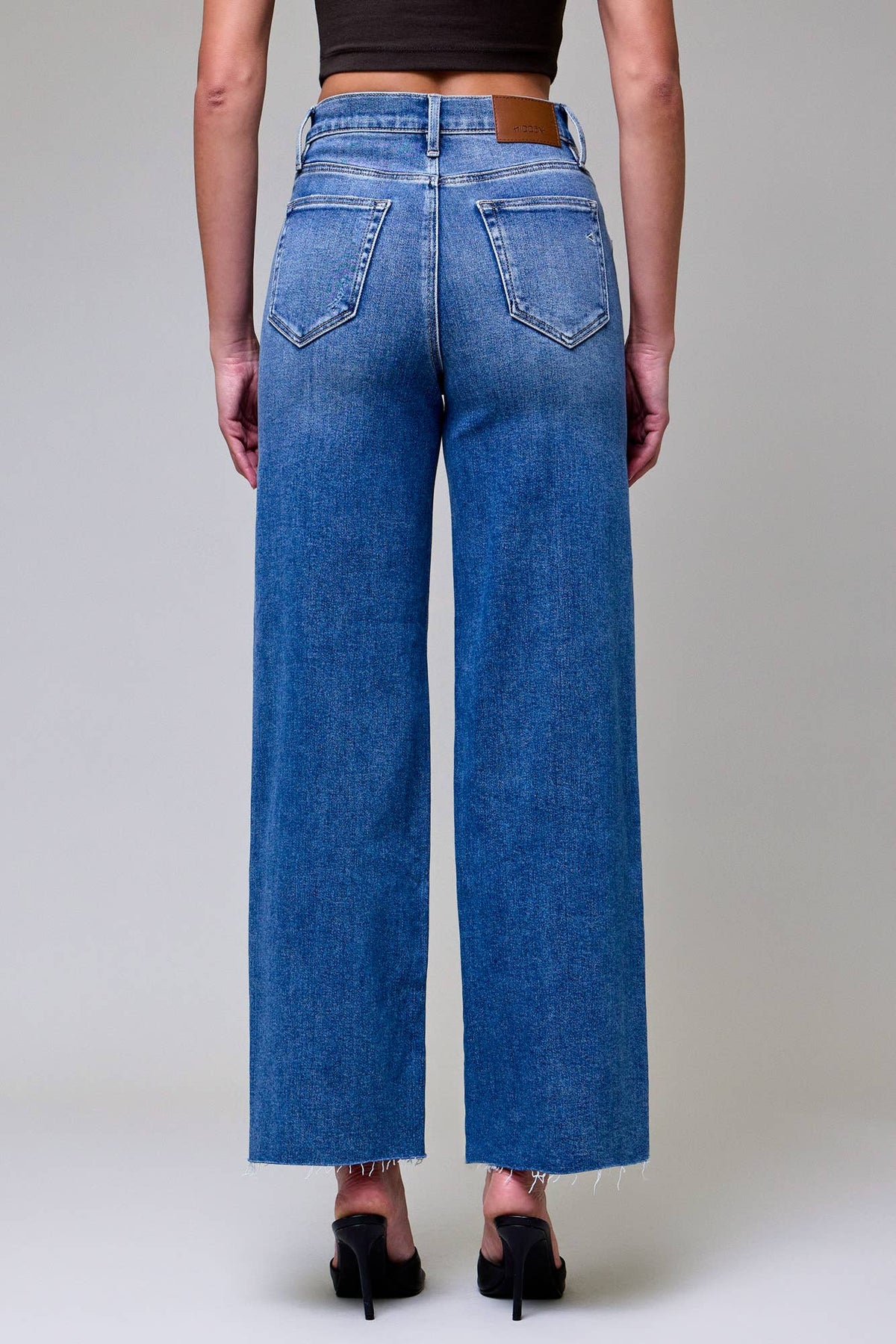 Logan Clean Hem Dad Jeans