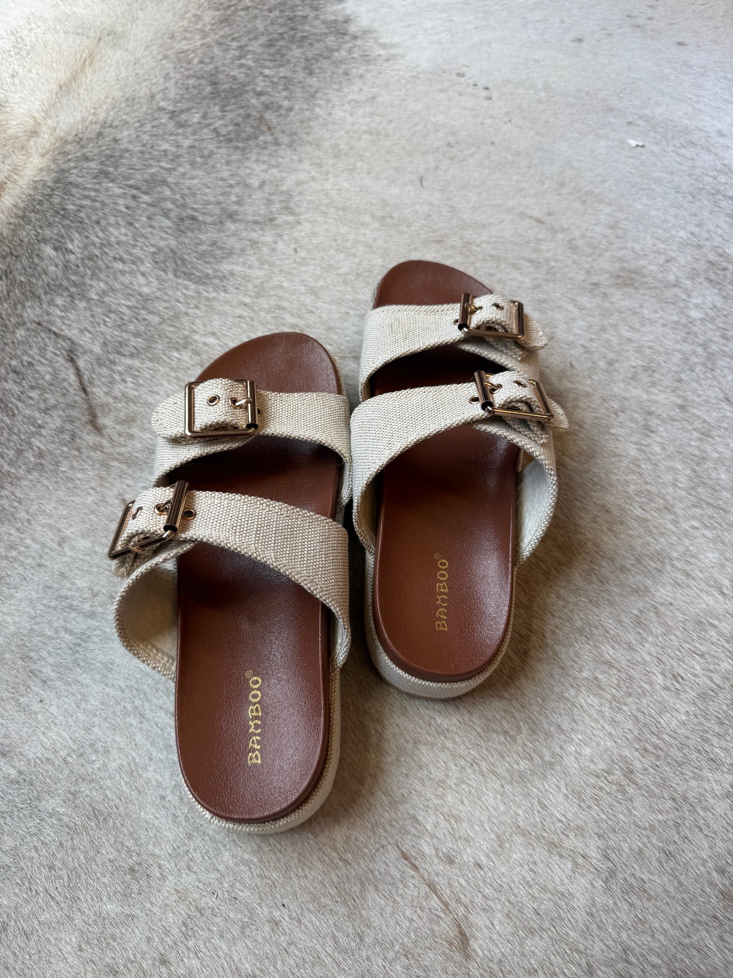 Beige Linen Platform Slides