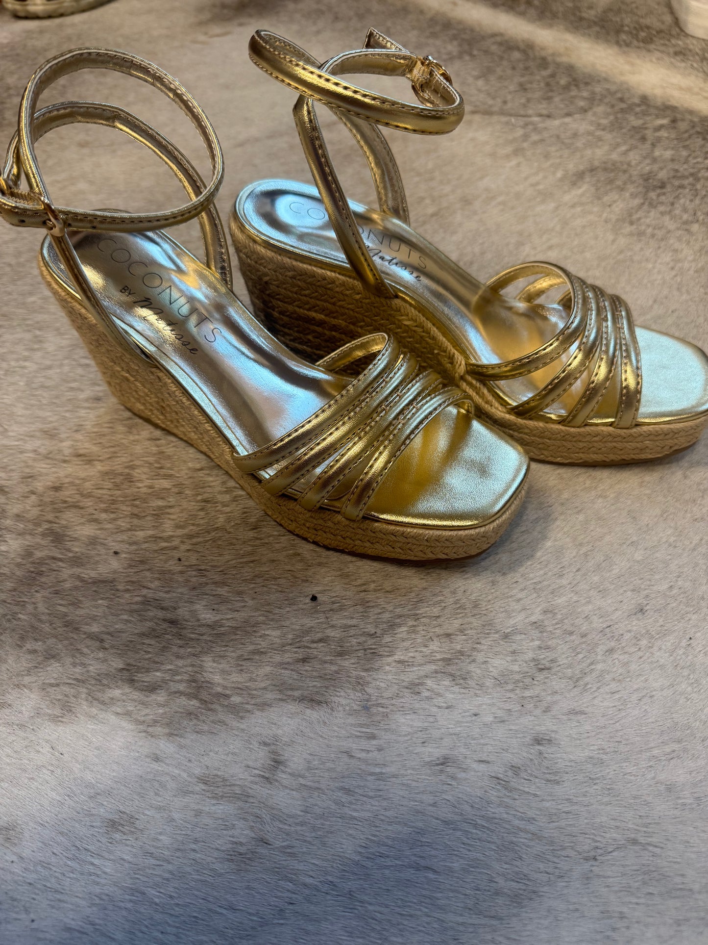 Sunnie Gołd Wedge
