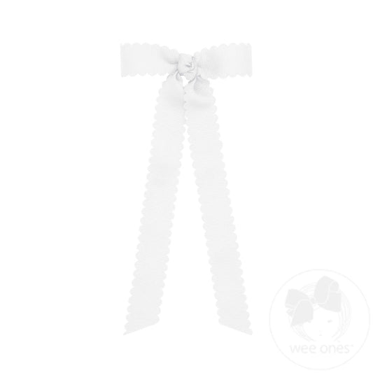 Mini Scallop Bow with Tails